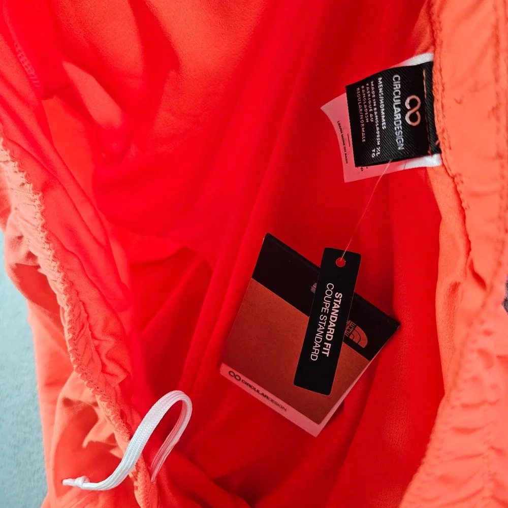 The North Face nwt north